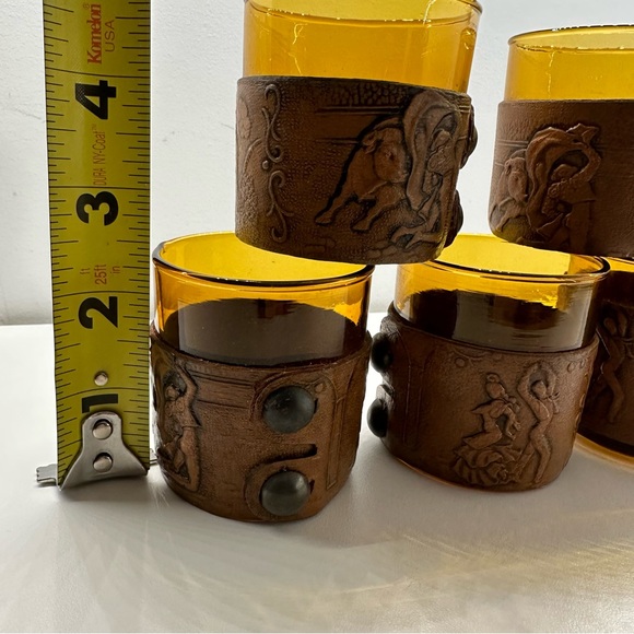 Vintage Amber/Leather Cordial Glasses Embossed with Matador and Flamenco Dancers - Picture 6 of 9